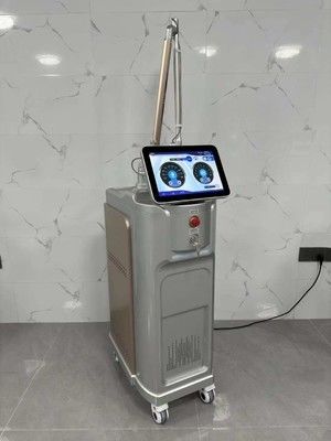 Multifunctional IPL Laser Beauty Machine For Tattoo Removal Maximum Energy 2000M